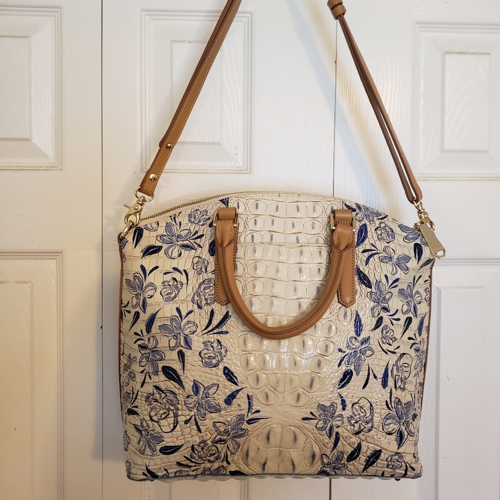 Brahmin satchel